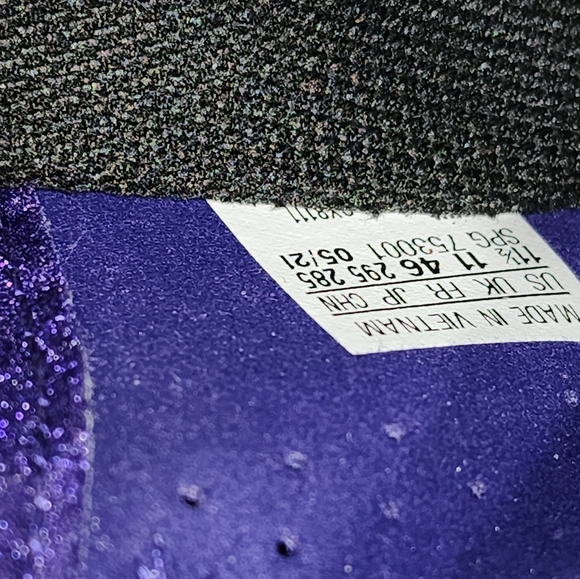 Adidas Men's 11 1/2 - Picture 15 of 15